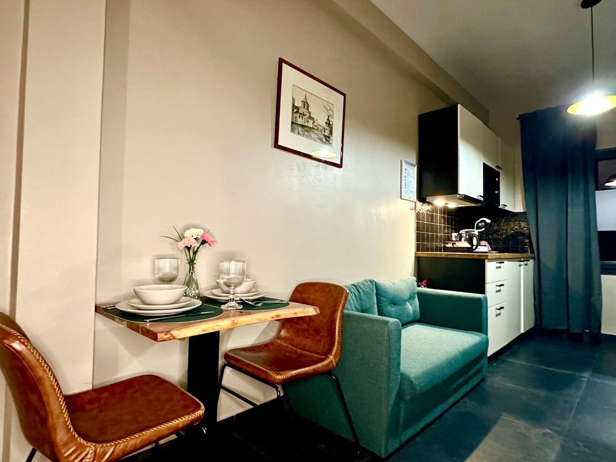 Luxury Suites Diamond By Rikas Hotels Anversa Esterno foto